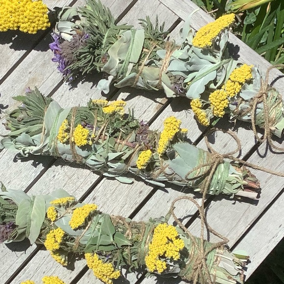 Romantic White Sage Floral Bouquet Lavender and Yarrow 8” New - Picture 8 of 16
